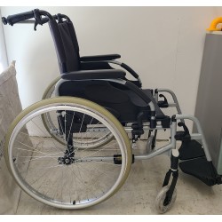 FAUTEUIL ROULANT MANUEL ACTION 2NG  INVACARE