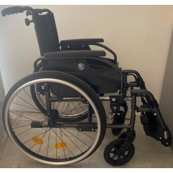 FAUTEUIL ROULANT MANUEL D200 VERMEIREN