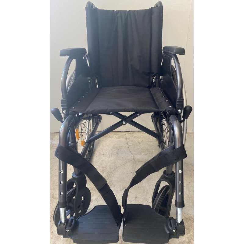 FAUTEUIL ROULANT MANUEL D200 VERMEIREN