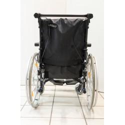 Fauteuil roulant manuel Rubix de la marque Sunrise medical - recyclaide - recycle aide - recycl'aide