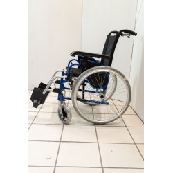 Fauteuil roulant manuel pliable, modèle Alto de la marque Dupont Médical - recyclaide - recycle aide - recycl'aide