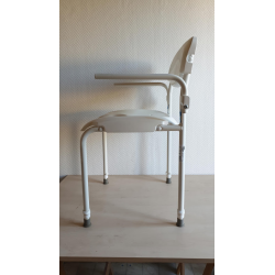 Chaise de douche de la marque Invacare recycl'aide recyclaide recycl aide recycle aide