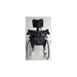 Fauteuil roulant manuel Action 4 NG INVACARE avec options appui-tête, freins à tambour et repose jambes à réglage horizontal