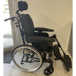 Fauteuil roulant confort Réa Azalea INVACARE