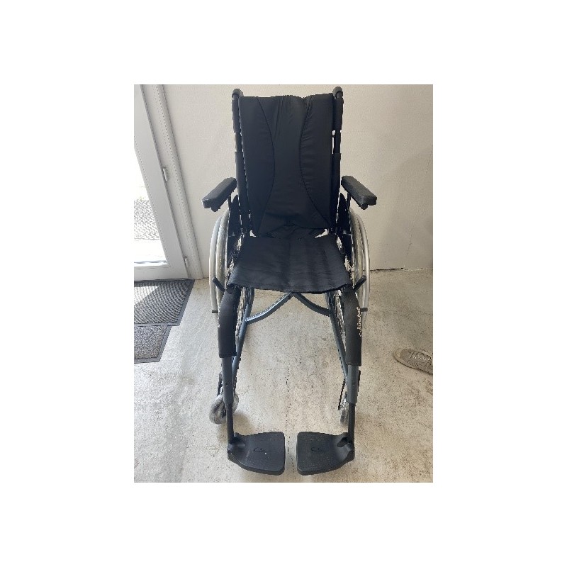 Fauteuil roulant manuel actif pliable Ultra Light KÜSCHALL